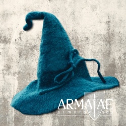 Leonardo Carbone Zaubererhut aus Wolle "MERLIN" Grün CP68g auf https://armatae.shop