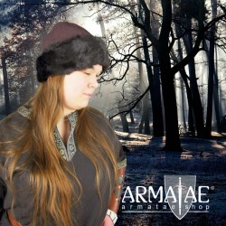 Leonardo Carbone Mütze Kappe Ulf mit dunkelbraunem Fell in 5 verschiedenen Farben auf https://armatae.shop