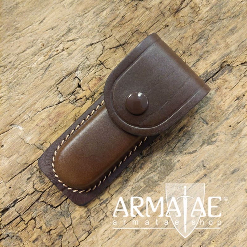 Lederetui für Taschenmesser mit max. 11 cm Grifflänge bei https://armatae.shop