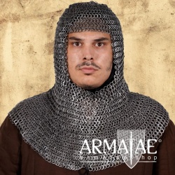 Hochwertige Kettenhaube von Lord of Battles auf https://armatae.shop