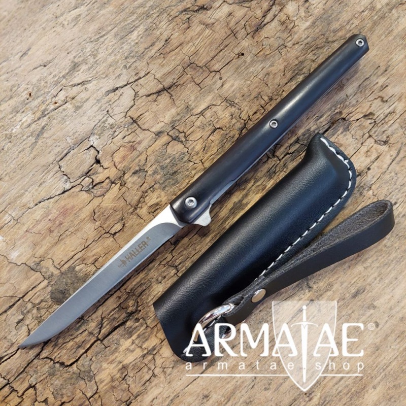 Haller Design Taschenmesser mit Flipper, Lederetui, Gürtelschlaufe und Karabiner auf https://armatae.shop