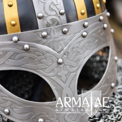 Wikinger Brillenhelm, Spangenhelm mit Brünne auf https://armatae.shop