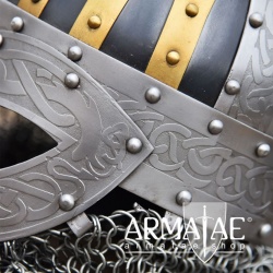 Wikinger Brillenhelm, Spangenhelm mit Brünne auf https://armatae.shop