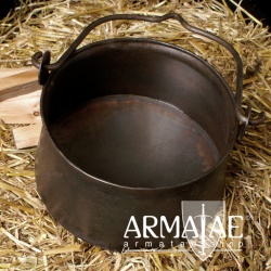 Mittelalterlicher Stahl Lagertopf, Kochtopf mit 5 lt Fassungsvermögen auf https://armatae.shop