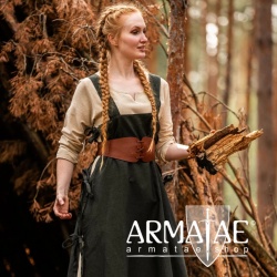 Überkleid "Hildegard" Grün auf https://armatae.shop