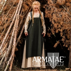 Überkleid "Hildegard" Grün auf https://armatae.shop