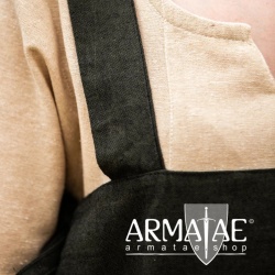Überkleid "Hildegard" Grün auf https://armatae.shop