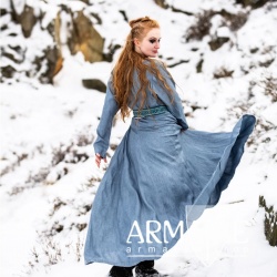 Wikinger Kleid 100 % Leinen "Anna" Taubenblau auf https://armatae.shop