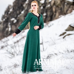 Wikingerkleid "Freya" Grün auf https://armatae.shop