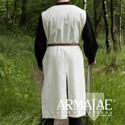 Waffenrock 1280004413 der Deutschordenritter auf https://armatae.shop