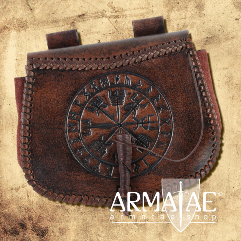 Gürteltasche mit Vegvisir-Prägung, Leder, Braun auf https://armatae.shop