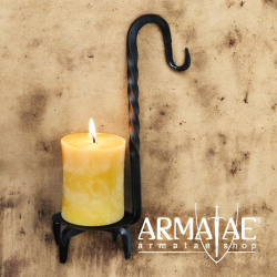 Kerzenständer geschmiedet auf https://armatae.shop