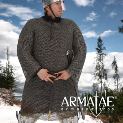 Kettenhemd Hauberk M, vernietet, ID 8 mm auf https://armatae.shop