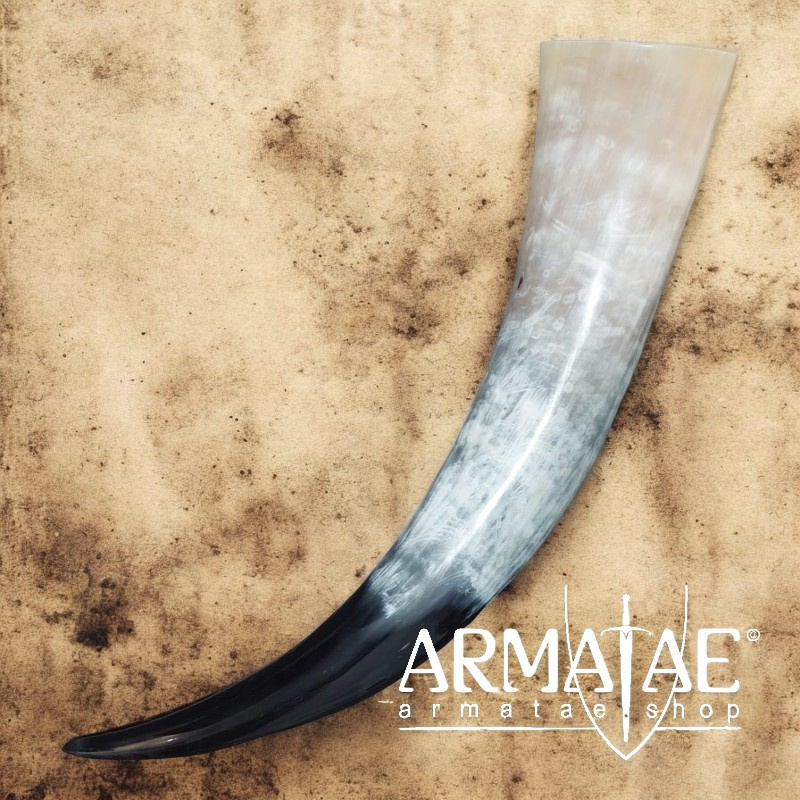 Trinkhorn ca. 0,7 bis 0,99 lt auf https://armatae.shop