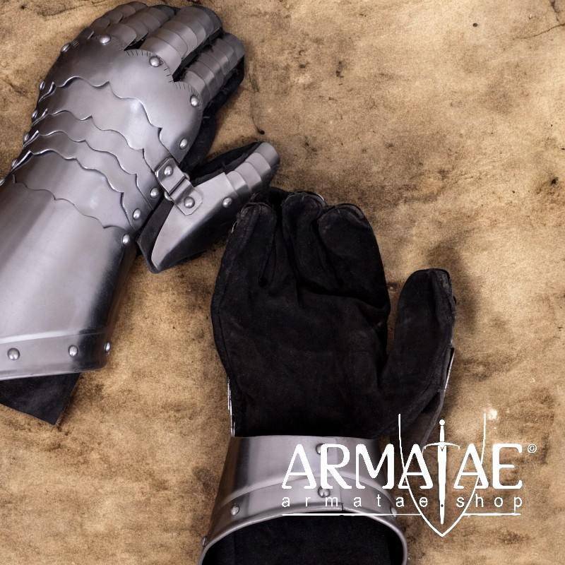 Plattenhandschuhe 1,3 mm Stahl auf https://armatae.shop