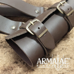 Schwertgehänge mit Schnallen auf https://armatae.shop