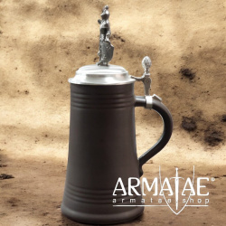 1 lt Toledo Bierkrug mit Ritter auf https://armatae.shop