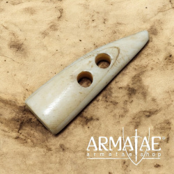 Handgefertigter Knebel 4613 aus poliertem Horn auf https://armatae.shop