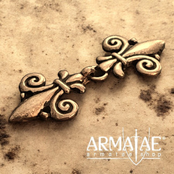 Gewandschließen Lilie Bronze auf https://armatae.shop