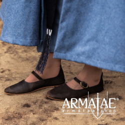 Leonardo Carbone Mittelalter Damenschuhe Cecilie in Braun auf https://armatae.shop