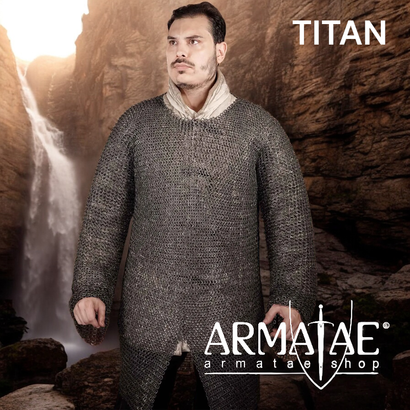 Titan Hauberk Kettenhemd auf https://armatae.shop