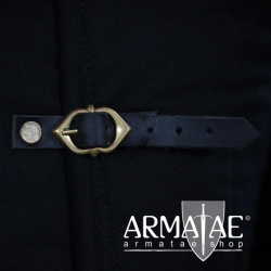 Hochwertiger Gambeson Typ 1 im Set mit langen und kurzen Ärmel auf https://armatae.shop