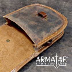 Tasche Sindri aus Fettleder, Braun auf https://armatae.shop