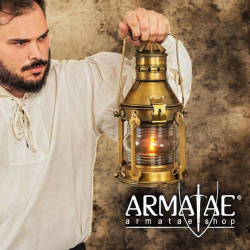 Rustikale Retro Öllampe aus reinem Messing auf https://armatae.shop