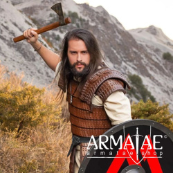 Wikinger Lamellenpanzer aus Leder - Authentisch auf https://armatae.shop