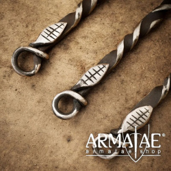 Handgeschmiedetes rustikales Besteckset auf https://armatae.shop
