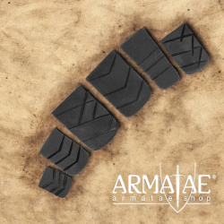 Handgeschmiedetes Stahlkeil-Set – 6 strukturierte Keile auf https://armatae.shop