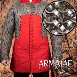 Kettenärmel – 9 mm keilvernietete Flachringe aus Stahl auf https://armatae.shop