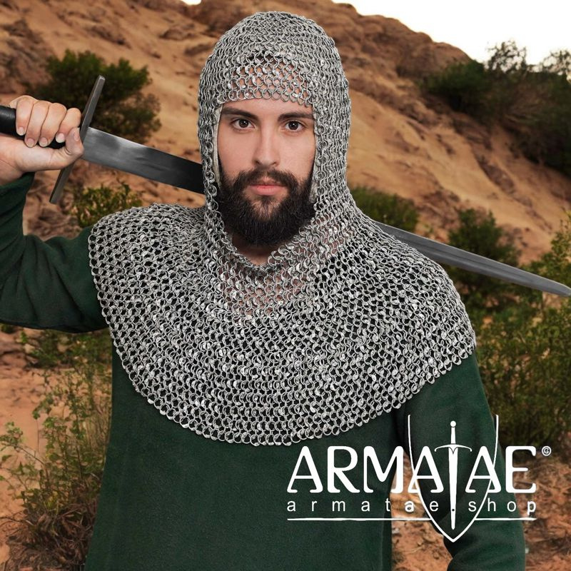Kettenhaube aus vernieteten 10 mm Rundringen aus Aluminium auf https://armatae.shop Kettenhaube aus vernieteten 10 mm Rundringen aus Aluminium auf https://armatae.shop