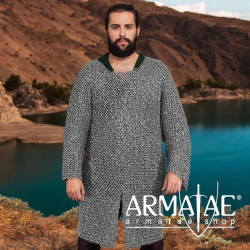 Kettenhemd Hauberk aus vernieteten 10 mm Aluminium Rundringen auf https://armatae.shop