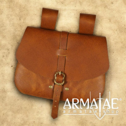 Mittelalterliche Gürteltasche aus Vollnarbenleder auf https://armatae.shop