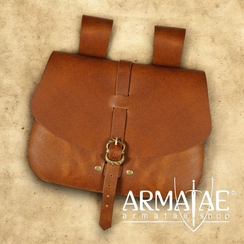 Mittelalterliche Gürteltasche aus Vollnarbenleder auf https://armatae.shop Mittelalterliche Gürteltasche aus Vollnarbenleder auf https://armatae.shop