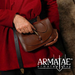 Mittelalterliche XL Ledertasche – Vollnarbenleder Braun auf https//amratae.shop