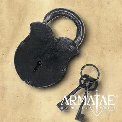 Mittelalterliches Vorhängeschloss aus Stahl mit 2 Schlüssel auf https://armatae.shop