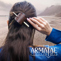 Haarspange aus Leder & Bein, verschiedene Farben auf https://armatae.shop