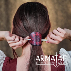 Haarspange aus Leder & Bein, verschiedene Farben auf https://armatae.shop