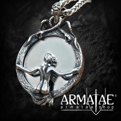 Frau im Spiegel Anhänger "MEMENTO MORI" und Kette aus Edelstahl - 60 cm auf https://armatae.shop