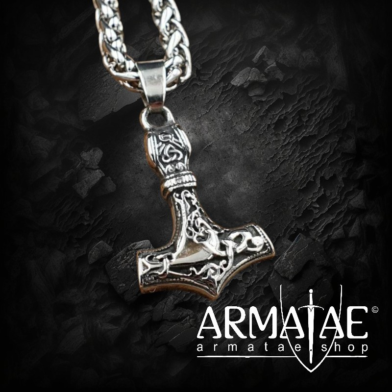 Dezente Damen Edelstahl Halskette Thor's Hammer verziert mit der Midgardschlange und Triquetra - 60 cm auf https://armatae.shop