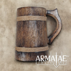 Großer Bierkrug aus Holz