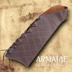 Bogenschützen Armschutz Leder braun auf https://armatae.shop - Bild 2
