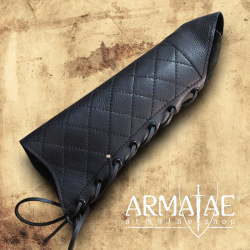 Bogenschützen Armschutz Leder schwarz auf https://armatae.shop - Bild 1