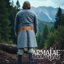 Woll-Klappenrock Balder – Wikinger Klappenmantel aus hochwertiger Wolle von Leonardo Carbone auf https://armatae.shop - Bild 2