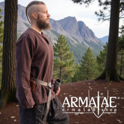 Wikingertunika „Ivar“ Braun aus robuster Baumwolle von Leonardo Carbone auf https://armatae.shop - Bild 6