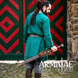 Wikinger Tunika bestickt "Borr" Grün von Leonardo Carbone auf https://armatae.shop - Bild 1