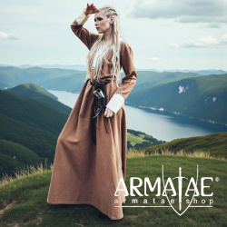 Wikingerkleid „Freya“ Sand von Leonardo Carbone auf https://armatae.shop - Bild 2