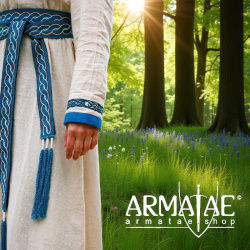 Wikinger Kleid „Lagertha“ – Natur/Blau von Leonardo Carbone auf https://armatae.shop - Bild 2